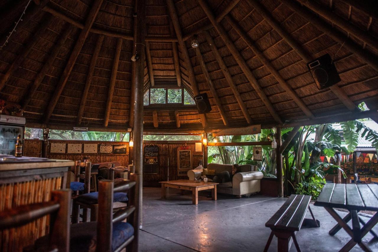 Fairy Knowe Backpackers Lodge Уилдернесс Экстерьер фото